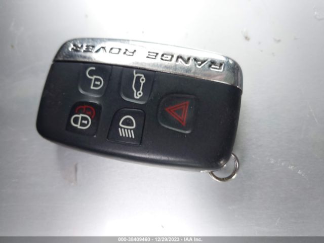 SALYL2RX8JA752779 Land Rover Range Rover Velar P250 Se R-dynamic