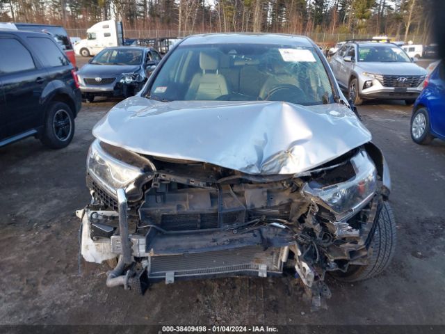 JHLRW2H57KX011320 Honda CR-V EX