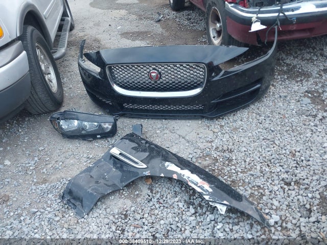 SAJAR4FXXJCP27265 Jaguar Xe 25t