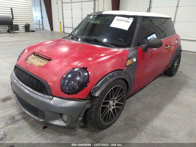 2007 MINI COOPER S WMWMF73527TL86605 Photo 1