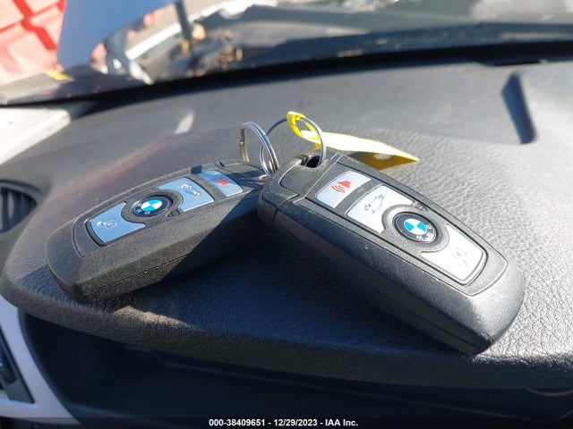 BMW 320i Xdrive 2018 WBA8A3C57JA492334 Image 11