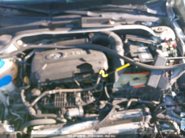 3VWD17AJ7FM404222 Volkswagen Jetta 1.8t Se