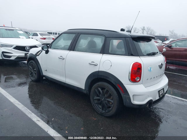 2013 MINI COUNTRYMAN WMWZC5C56DWP34760 Photo 2