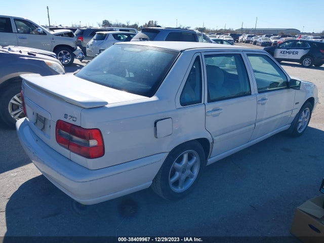 1998 VOLVO S70 GTAS/GTMS VIN: YV1LS5547W1421372