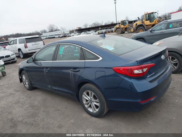 Hyundai SONATA SE 2016 5NPE24AF4GH265379 Image 3