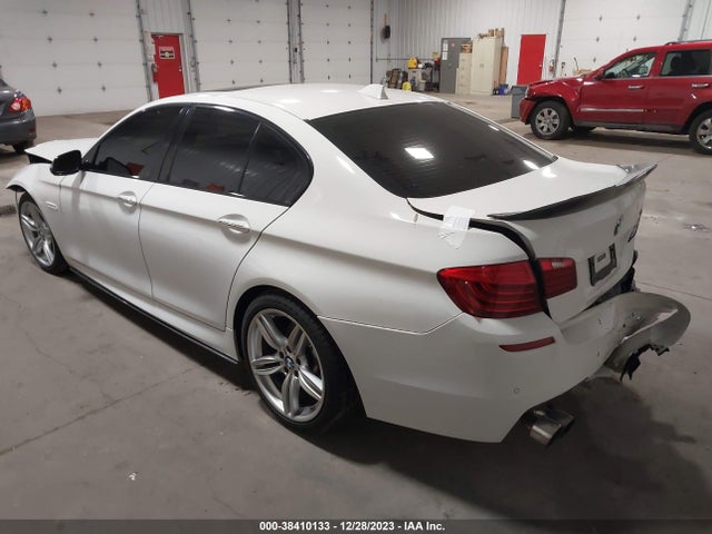 BMW 535i Xdrive 2014 WBA5B3C5XED536427 Image 3