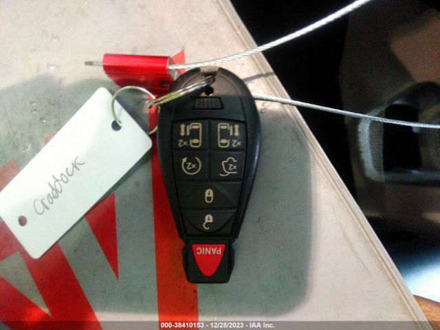 2C4RDGCG8JR215582 Dodge Grand Caravan Sxt