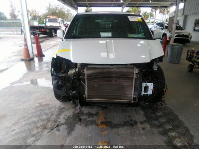 2C4RDGCG8JR215582 Dodge Grand Caravan Sxt