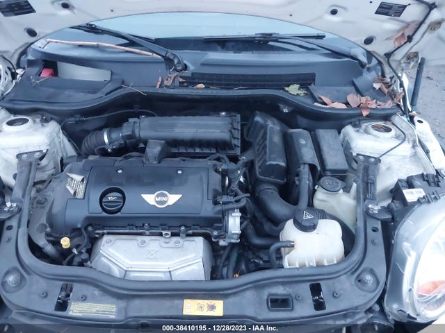 2014 MINI CLUBMAN WMWZF3C5XET491856 Photo 9