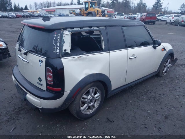 2014 MINI CLUBMAN WMWZF3C5XET491856 Photo 3