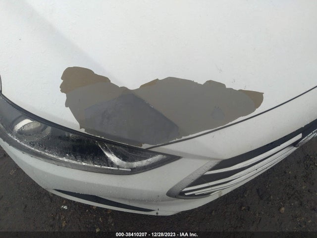 Hyundai ELANTRA SE 2018 5NPD74LF2JH258061 Image 6