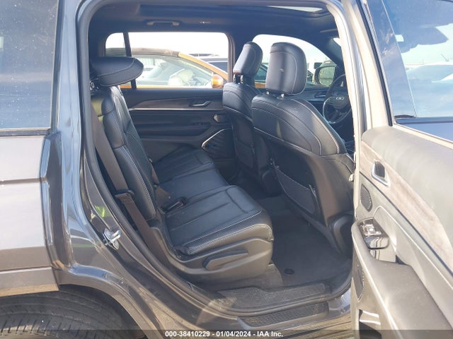 1C4RJKDGXM8205131 Jeep Grand Cherokee L Overland 4x4