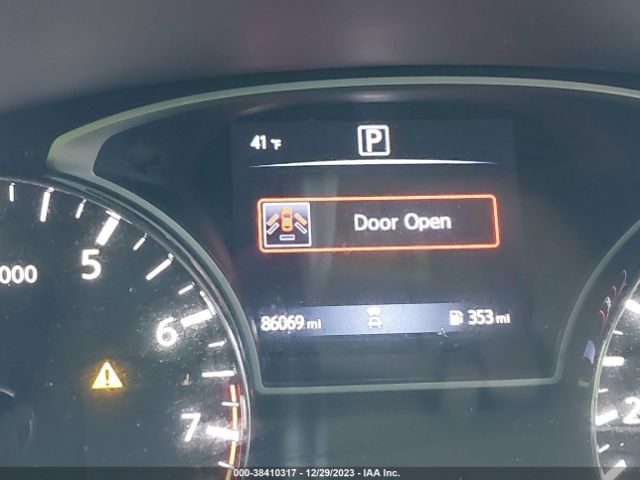 5N1DR2MN3JC619471 Nissan Pathfinder Sv