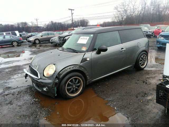 2010 MINI COOPER CLUBMAN WMWML3C50ATX39240 Photo 1
