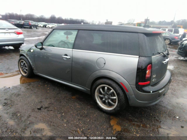 2010 MINI COOPER CLUBMAN WMWML3C50ATX39240 Photo 2
