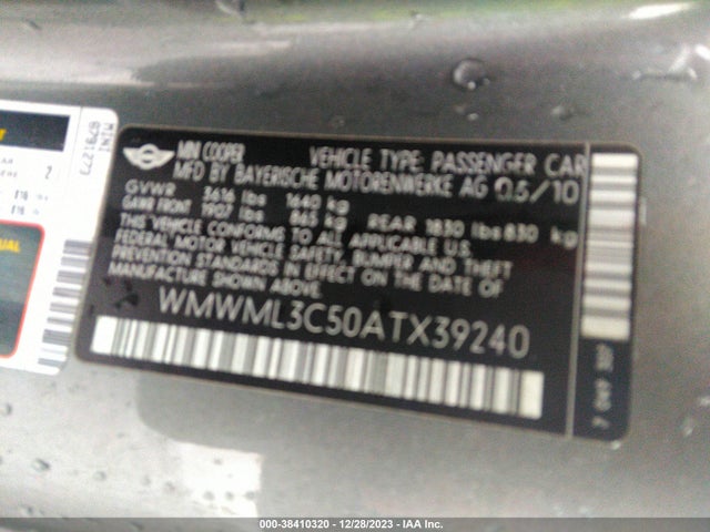 2010 MINI COOPER CLUBMAN WMWML3C50ATX39240 Photo 8