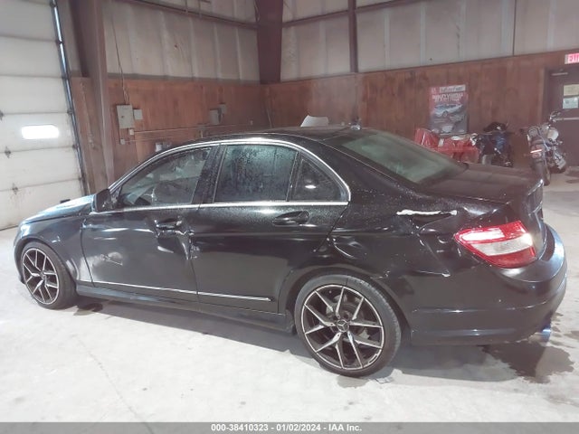 2009 MERCEDES-BENZ C 300 LUXURY/SPORT VIN: WDDGF54X29R066565