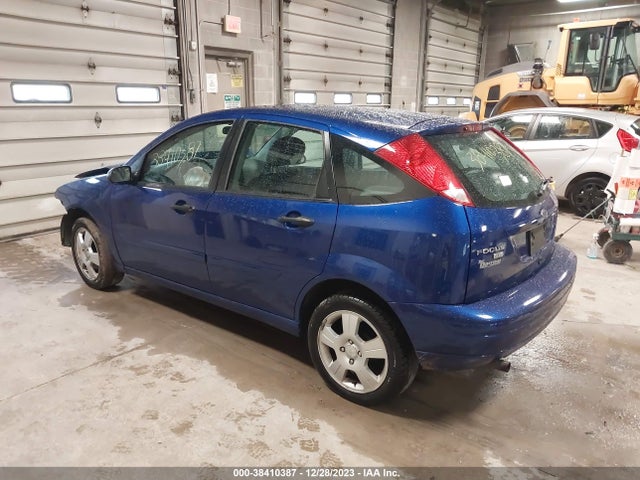 2005 FORD FOCUS ZX5 VIN: 3FAHP37N95R145956