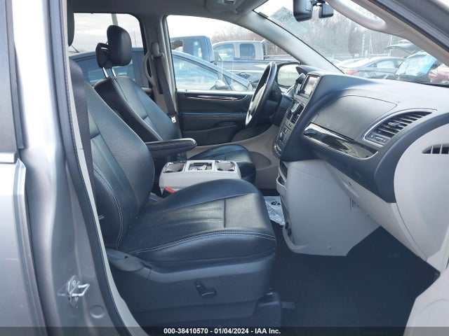 2C4RC1CG7FR755092 Chrysler Town & Country Touring-l