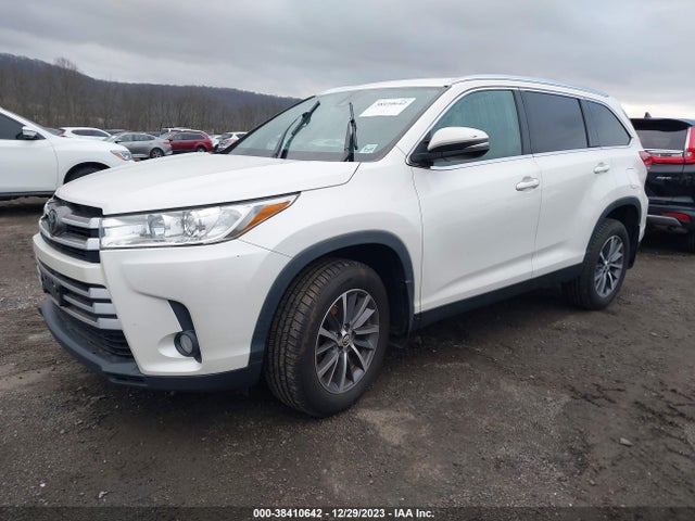 Toyota Highlander Xle 2019 5TDJZRFH2KS606105 Image 2