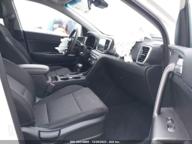 KNDPMCAC7M7938426 KIA Sportage Lx