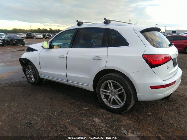 Audi Q5 2.0t Premium 2017 WA1L2AFP2HA033132 Image 14