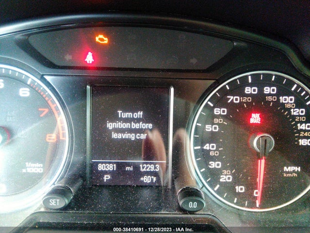 Audi Q5 2.0t Premium 2017 WA1L2AFP2HA033132 Image 15