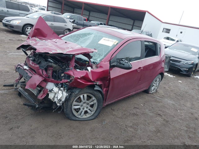 Chevrolet Sonic Lt Auto 2014 1G1JC6SB9E4108347 Image 2