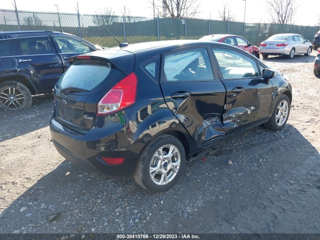 Ford FIESTA SE 2016 3FADP4EJ7GM122342 Image 4