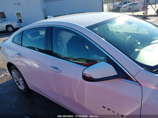 Chevrolet MALIBU LT 2018 1G1ZD5ST5JF121503 Image 12