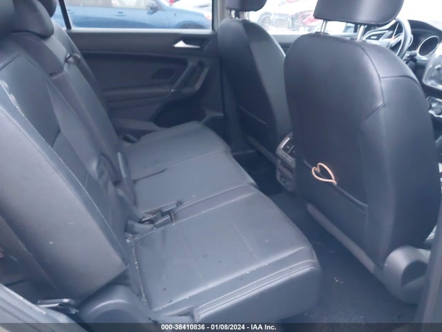 2018 VOLKSWAGEN TIGUAN 2.0T SE/2.0T SEL VIN: 3VV3B7AX2JM108048