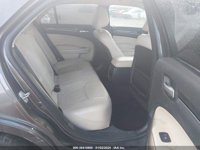 Chrysler 300 Limited 2016 2C3CCAAGXGH271177 Image 5
