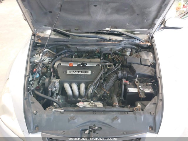 2004 HONDA ACCORD 2.4 EX VIN: 1HGCM55834A033749