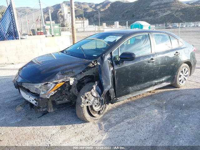 Toyota COROLLA LE 2021 5YFEPMAE4MP241039 Image 2