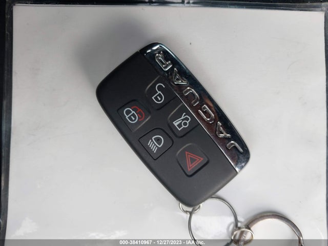 2018 JAGUAR F-TYPE SAJDD5JVXJCK50957 Photo 10