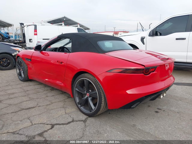 2018 JAGUAR F-TYPE SAJDD5JVXJCK50957 Photo 2
