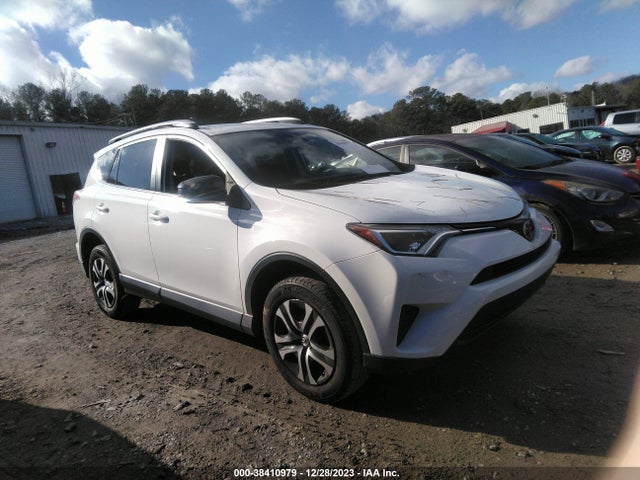 Toyota RAV4 LE 2018 JTMZFREV7JJ212288 main image