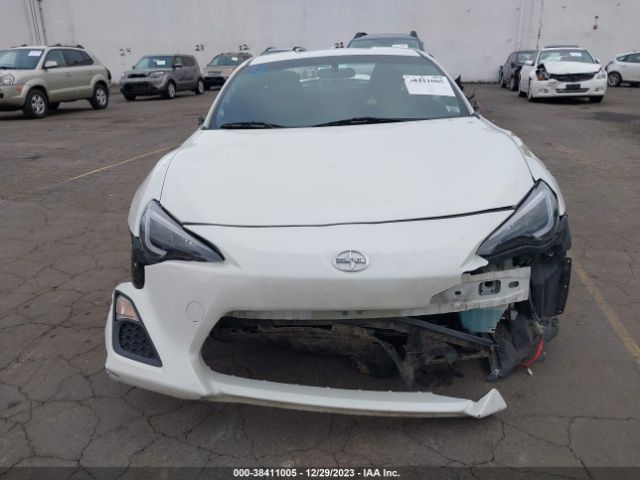 JF1ZNAA12F8704240 Scion FR-S