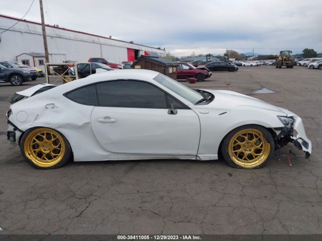 JF1ZNAA12F8704240 Scion FR-S