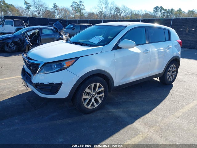 KIA Sportage Lx 2016 KNDPB3AC0G7873820 Image 2