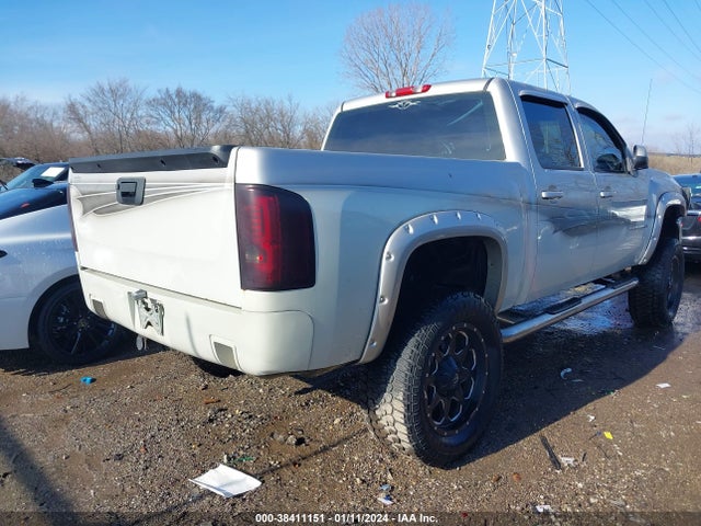 2007 CHEVROLET SILVERADO 1500 LTZ VIN: 2GCEK13M171647980