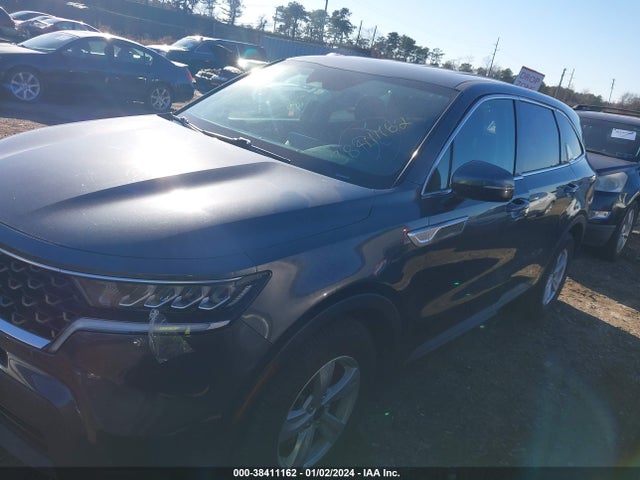 2021 KIA SORENTO LX VIN: 5XYRG4LCXMG018005