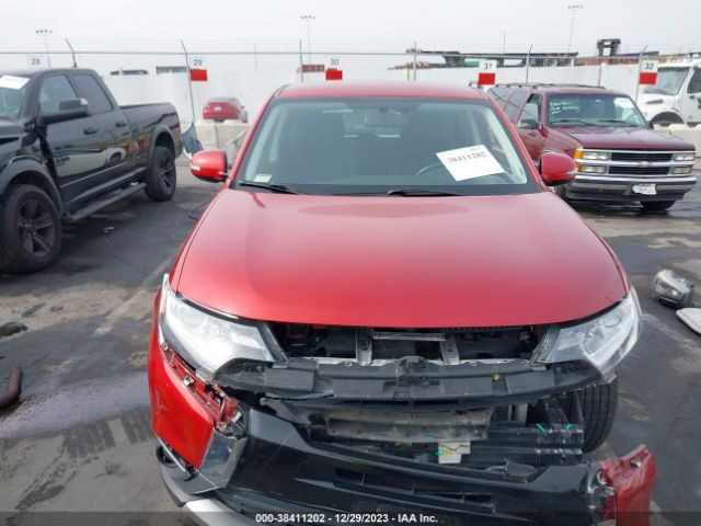 JA4AD3A30HZ028529 Mitsubishi Outlander Se