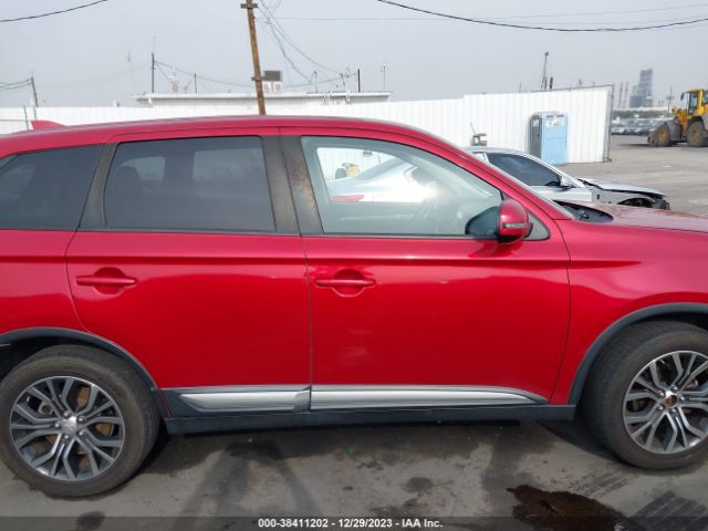 JA4AD3A30HZ028529 Mitsubishi Outlander Se