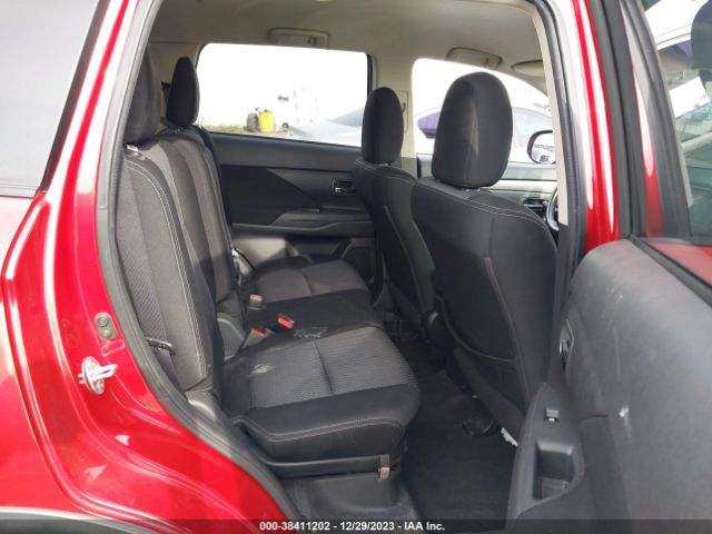 JA4AD3A30HZ028529 Mitsubishi Outlander Se