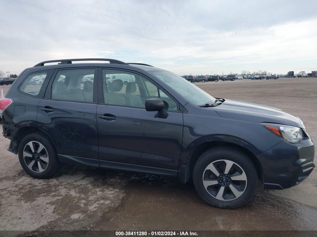 Subaru Forester 2.5i 2018 JF2SJABC9JH580694 Image 13