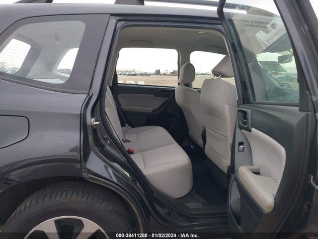 Subaru Forester 2.5i 2018 JF2SJABC9JH580694 Image 8