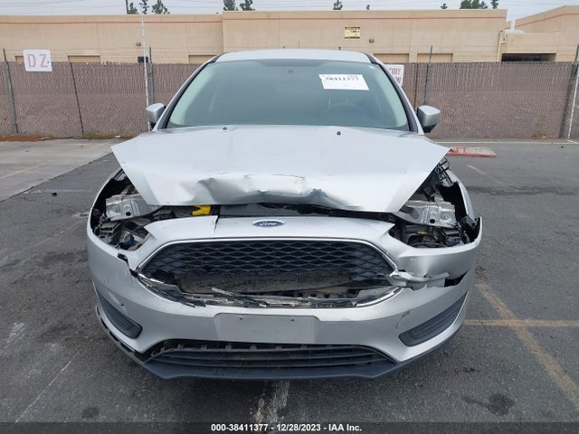 2018 FORD FOCUS SE VIN: 1FADP3FE7JL230948