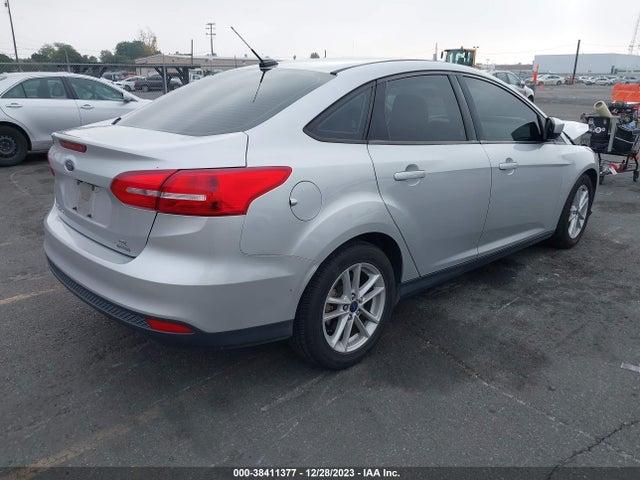 2018 FORD FOCUS SE VIN: 1FADP3FE7JL230948