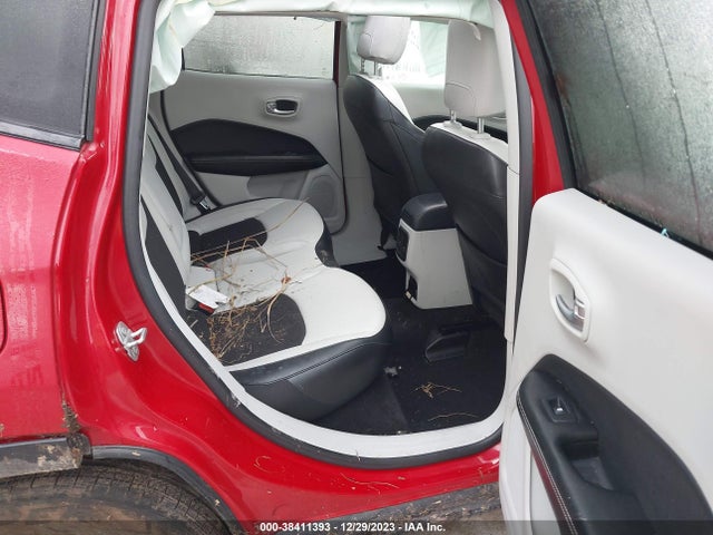 2019 JEEP COMPASS SUN AND WHEEL FWD VIN: 3C4NJCBB4KT769416